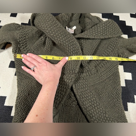 D. EXTERIOR, Italian, ruffle cardigan!! - Picture 10 of 11